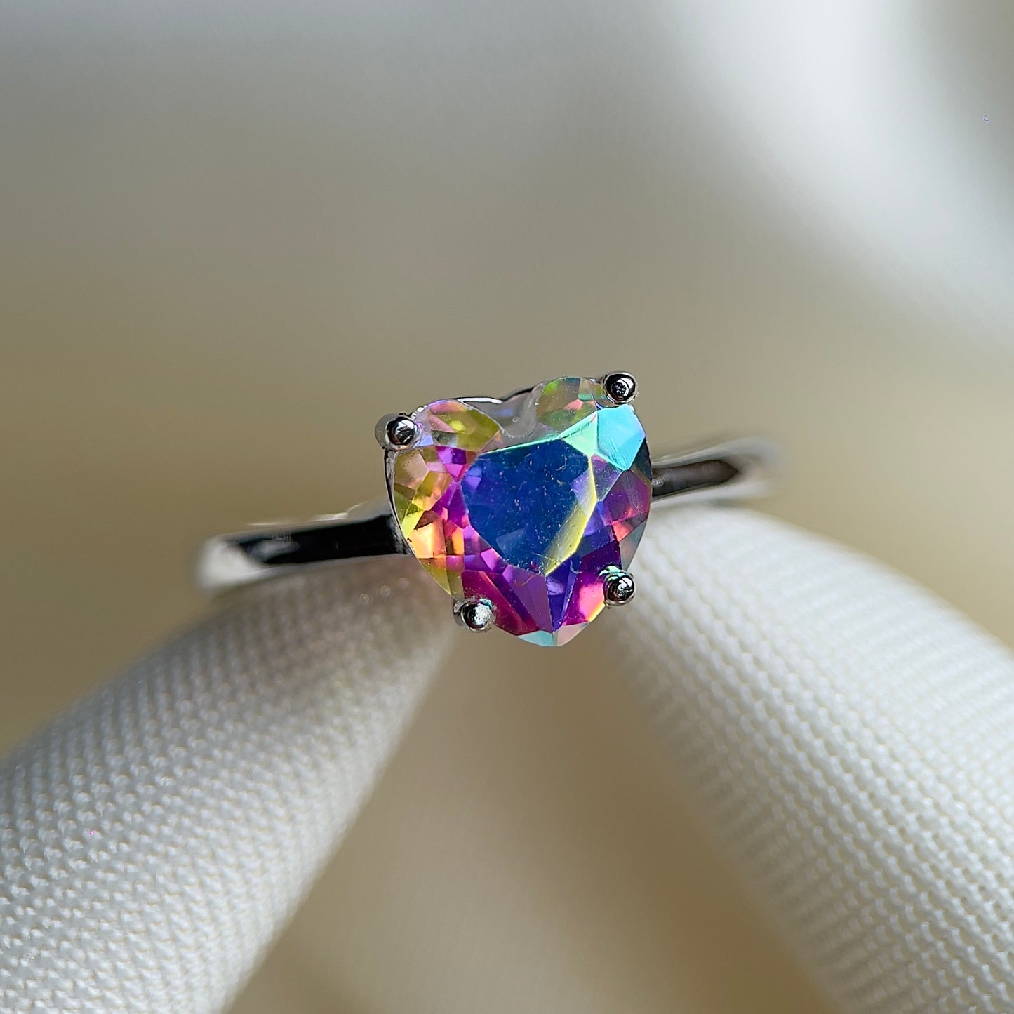 Angel Aura Quartz Heart Ring (8mm)