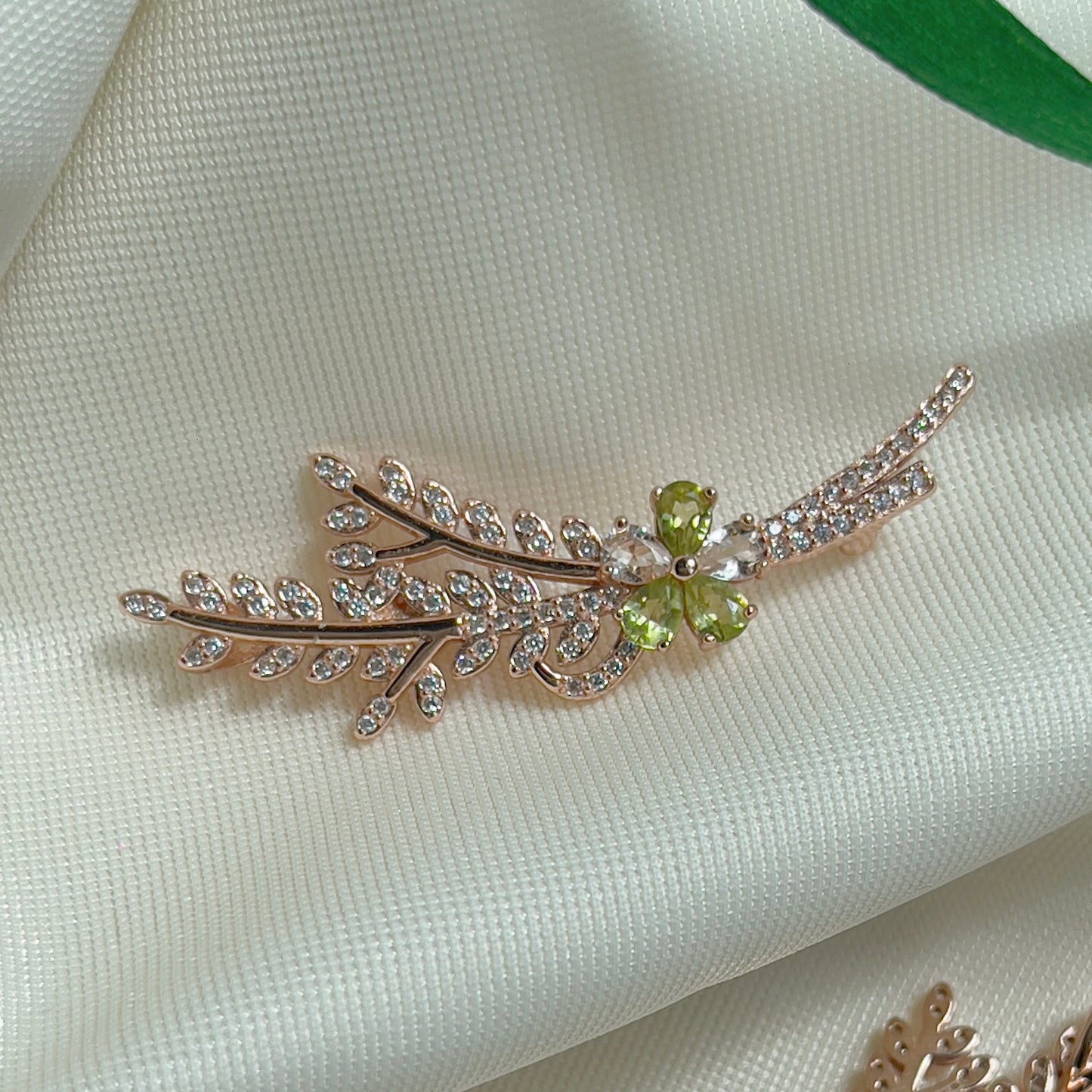 Peridot & Clear Quartz Flower Brooch