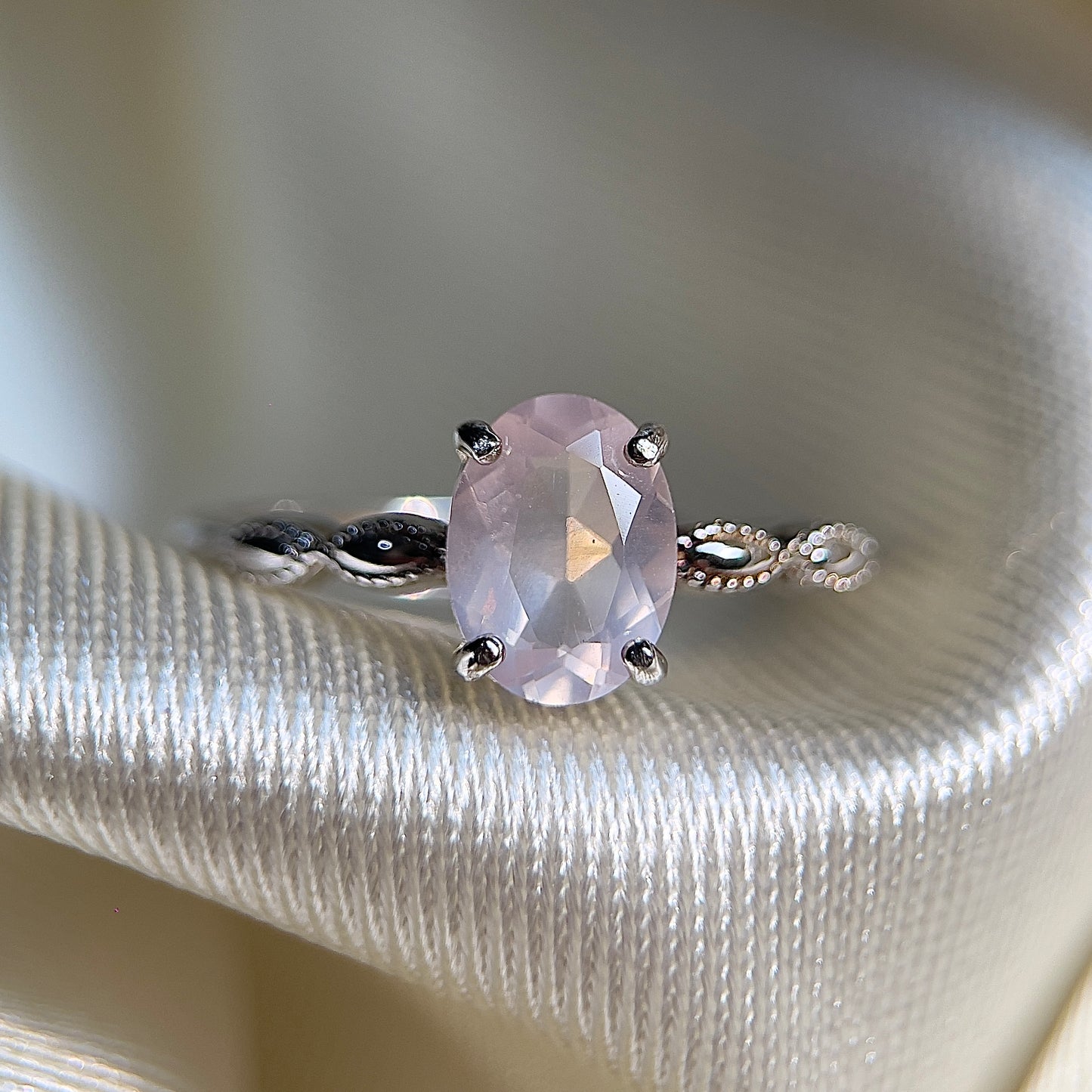 Rose Quartz Oval Ring