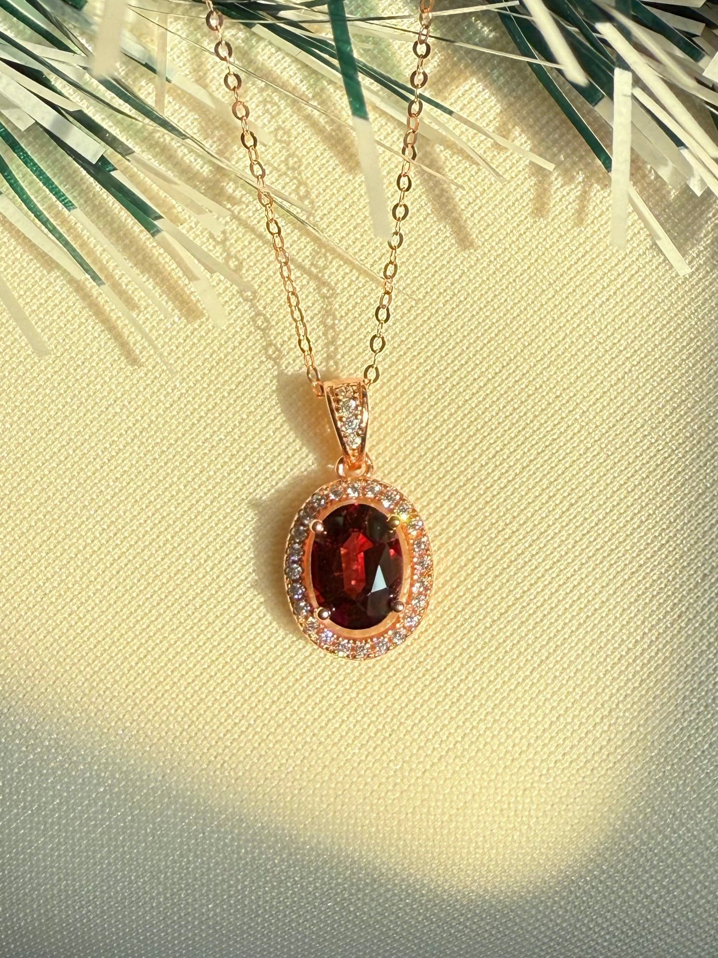Halo Oval Necklace