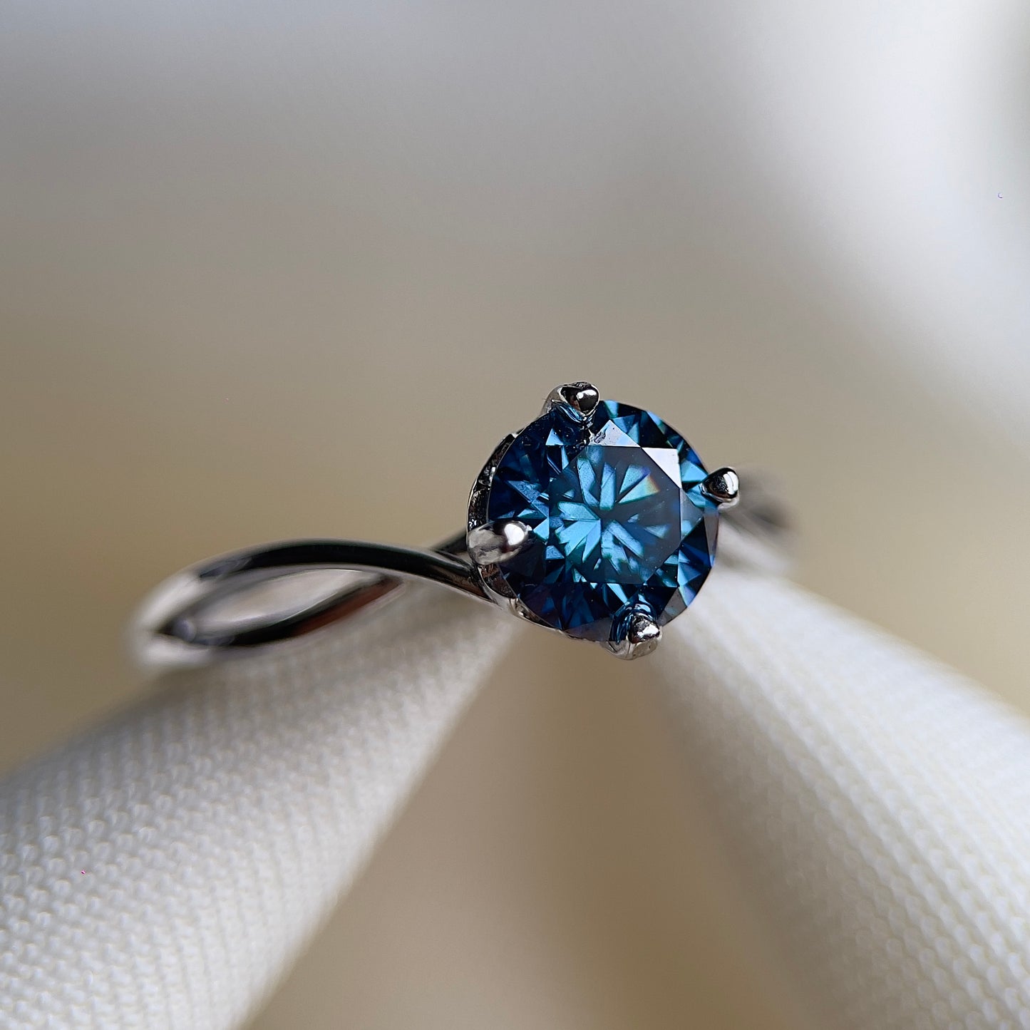 Dark Blue Twisty Heart Moissanite Ring