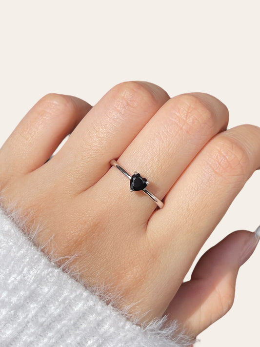 Black Spinel Dainty Heart Ring