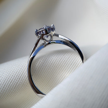 Indigo Blue Moissanite Twisty Heart Ring